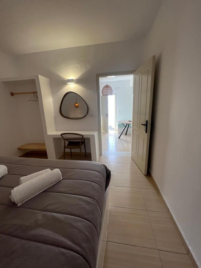 Blackrock Suites Karterádos Exterior foto